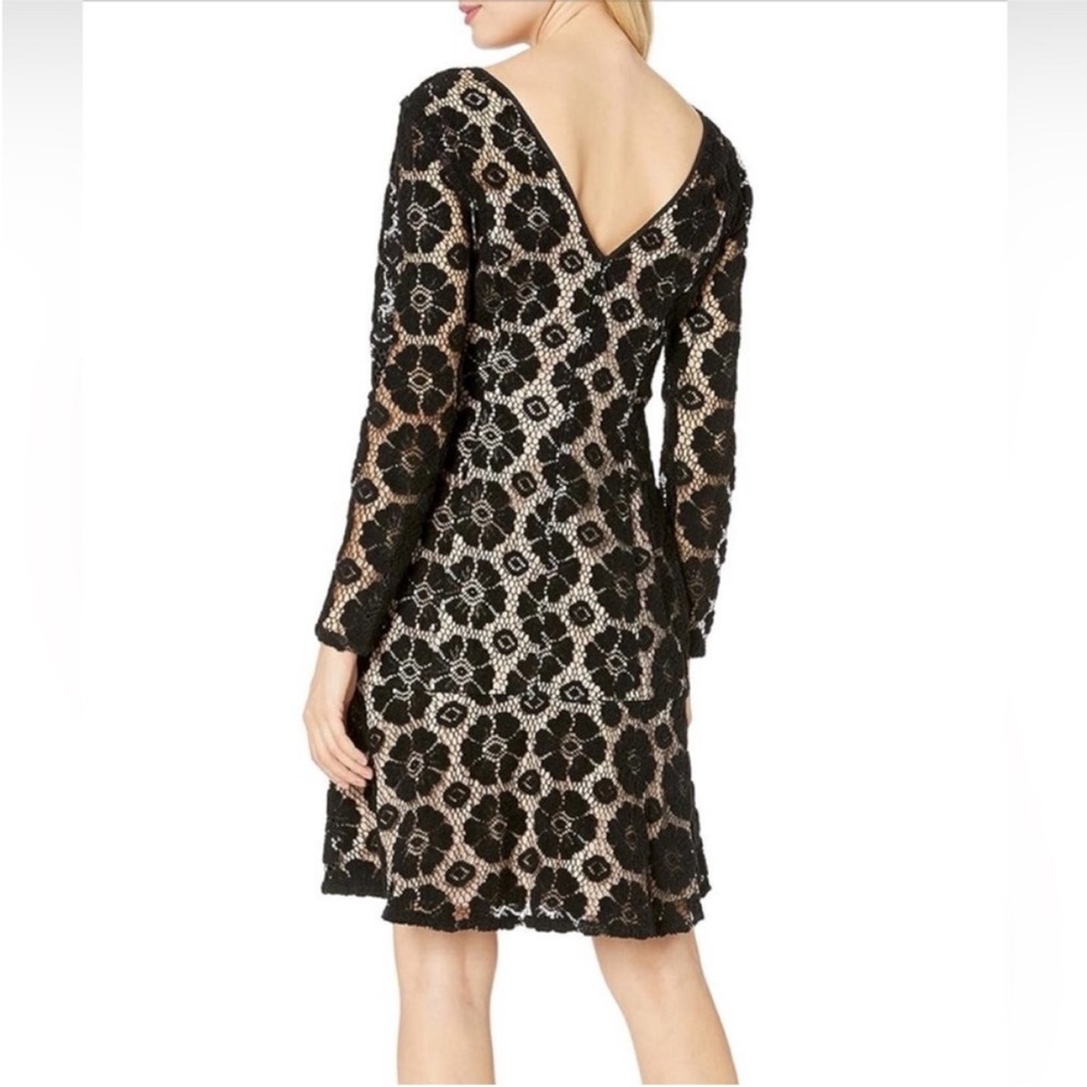 Adrianna Papell textured floral lace flounce dress- size 6